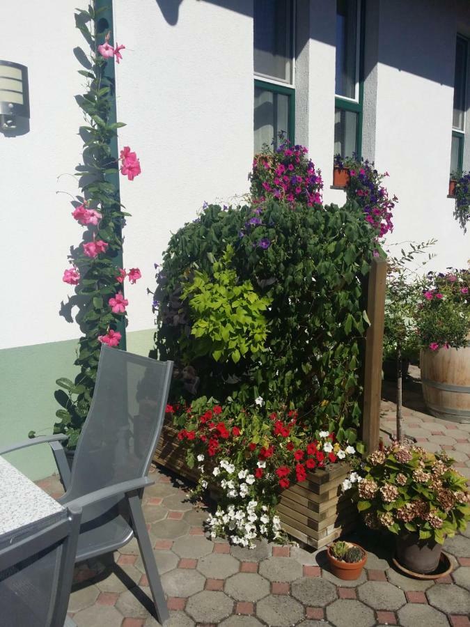 Weingut Hildegard Gangl *
